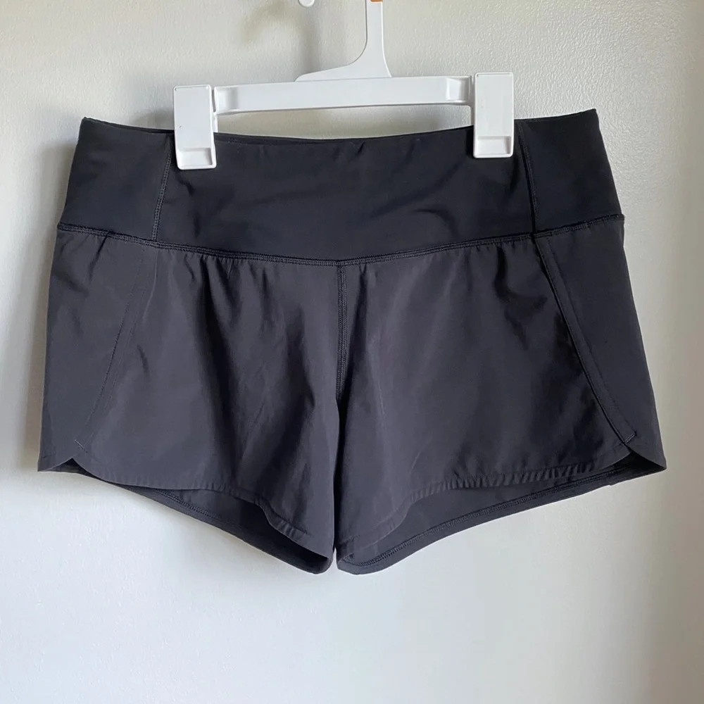Lululemon Black Run Times Shorts Low Waisted 4” Inseam ( size 6 ) - Picture 1 of 7